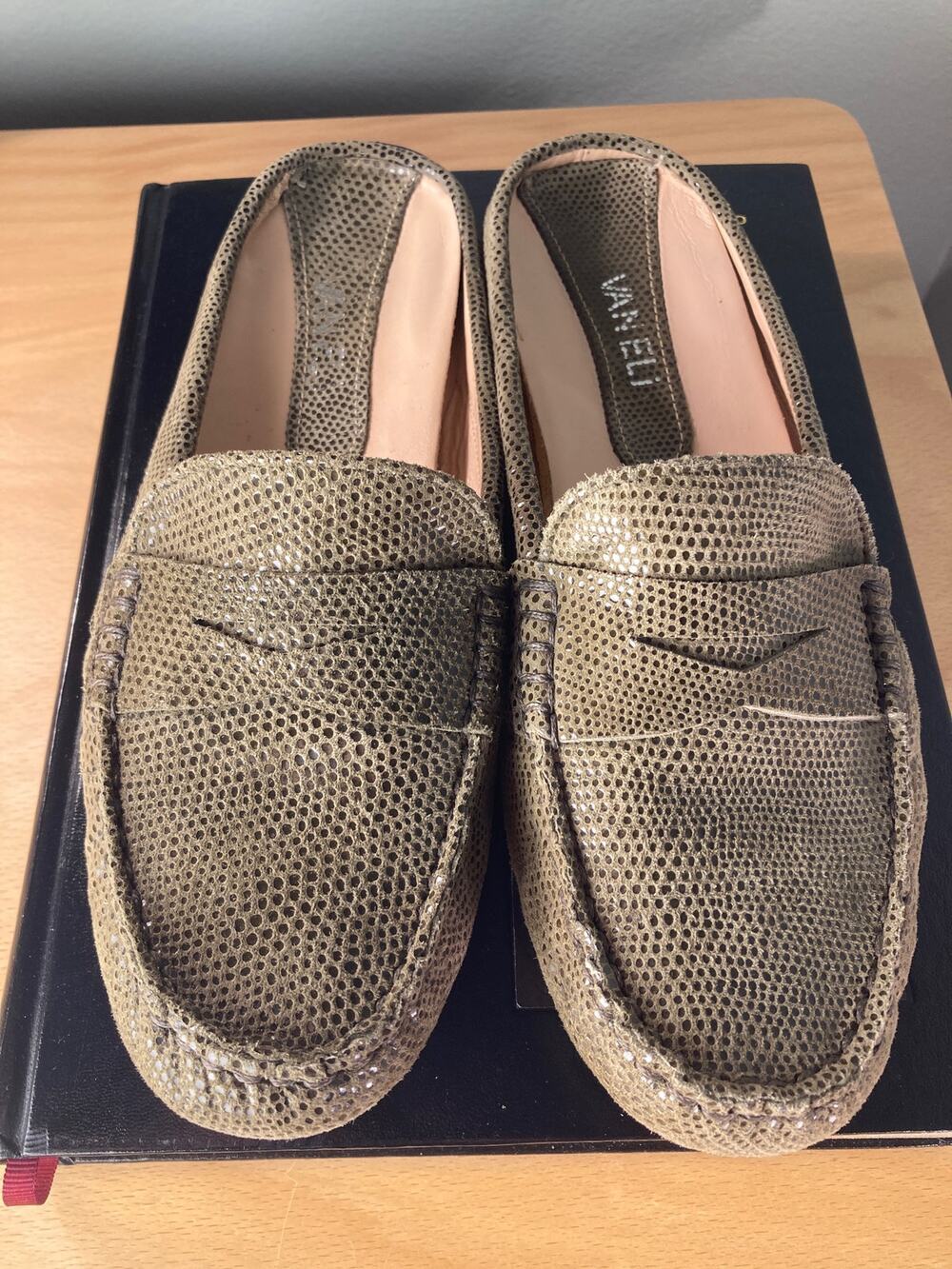 Vaneli Green Metallic Suede Snake Embossed Loafer Mules CBK Style Sz 7.5